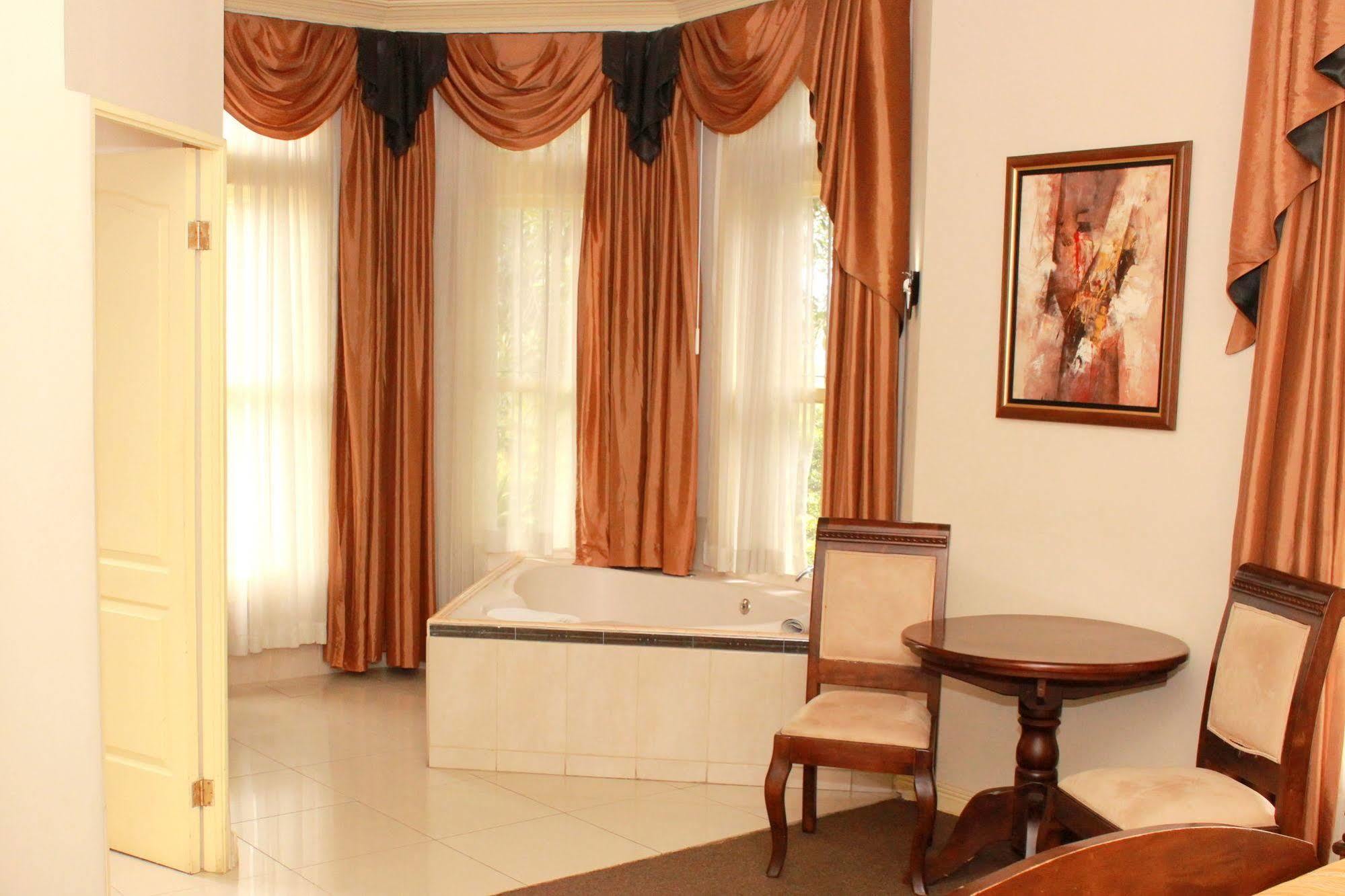 Sportsmens Lodge - Gentlemen'S Club (Adults Only) San José Dış mekan fotoğraf